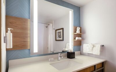 Hilton Garden Inn Bakersfield