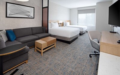 Hyatt Place Bakersfield