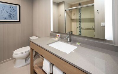 Hyatt Place Bakersfield