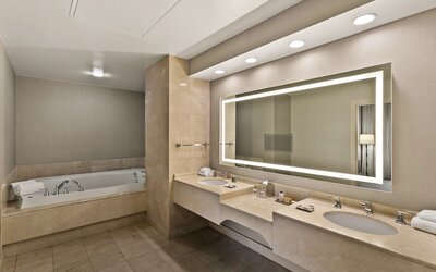 The Royal Sonesta Harbor Court Baltimore