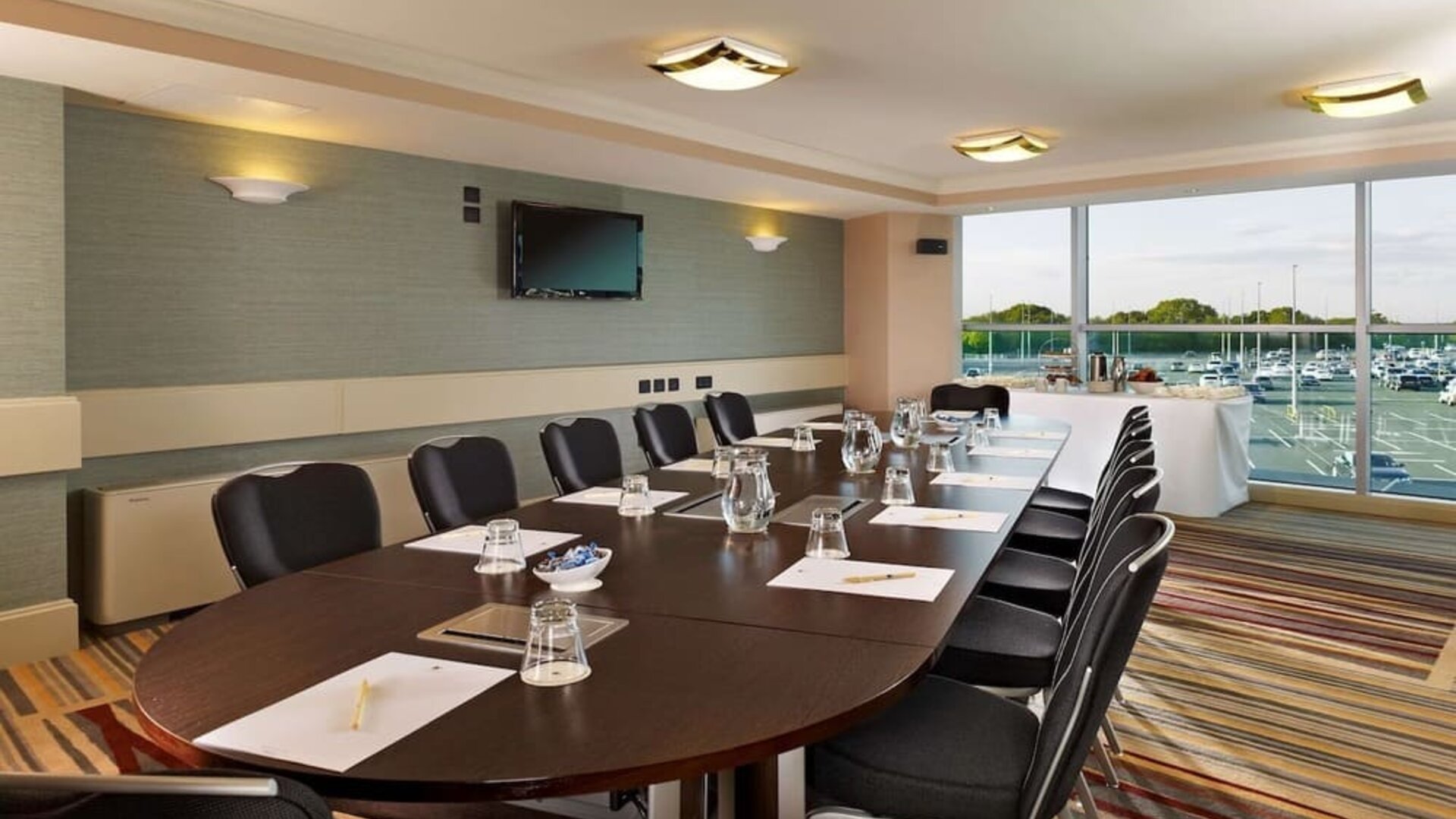Professional meeting room at DoubleTree By Hilton Newcastle International Airport.