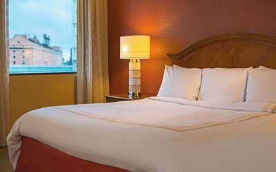 Baltimore Marriott Inner Harbor at Camden Yards