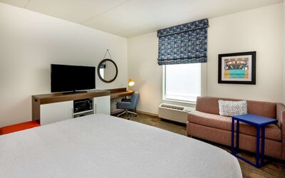 Hampton Inn Baltimore Bayview Campus