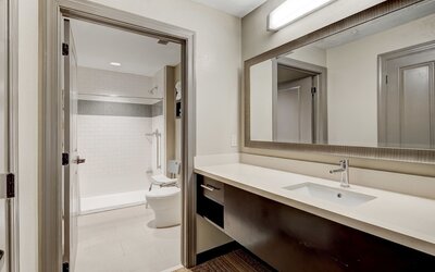 Staybridge Suites Baltimore - Inner Harbor by IHG