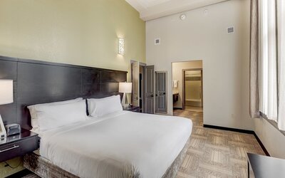 Studio Suite, 2 Queen Beds, Kitchen