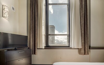 Studio Suite, 1 King Bed, Kitchen (Full Kitchen)