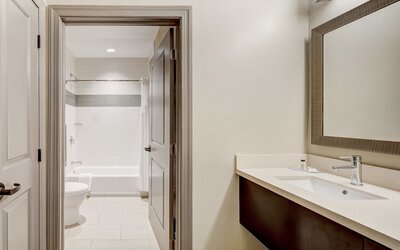 Staybridge Suites Baltimore - Inner Harbor by IHG
