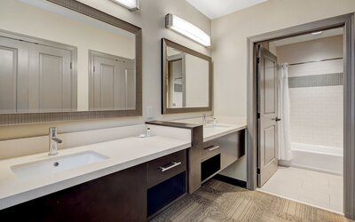 Staybridge Suites Baltimore - Inner Harbor by IHG