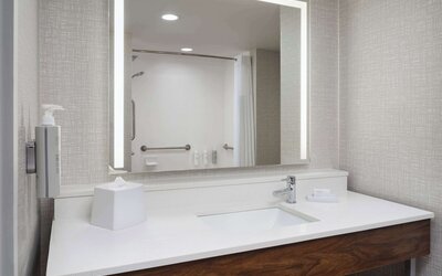 Hampton Inn Towson Downtown