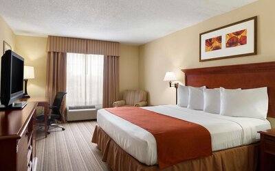 Country Inn & Suites by Radisson, Baltimore North, MD