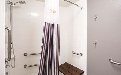 La Quinta Inn & Suites by Wyndham Baltimore N / White Marsh
