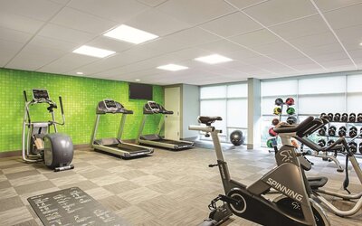 La Quinta Inn & Suites by Wyndham Baltimore N / White Marsh