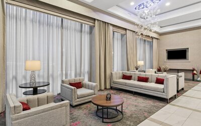 Sonesta Hotel Baltimore Inner Harbor