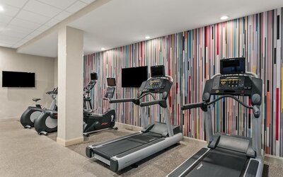 Sonesta Hotel Baltimore Inner Harbor