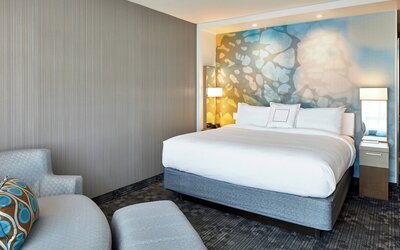 Courtyard by Marriott Baltimore Downtown/McHenry Row