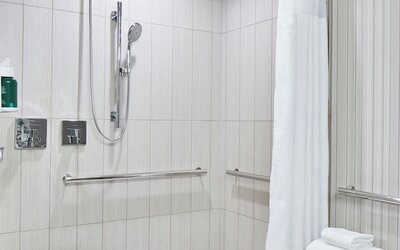 Courtyard by Marriott Baltimore Downtown/McHenry Row