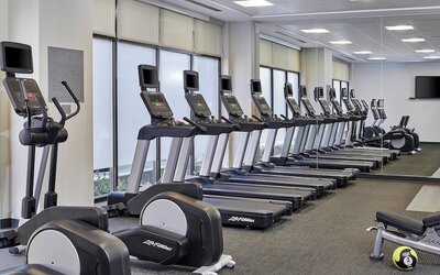 Courtyard by Marriott Baltimore Downtown/McHenry Row