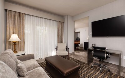 Inn at the Colonnade Baltimore - a DoubleTree by Hilton