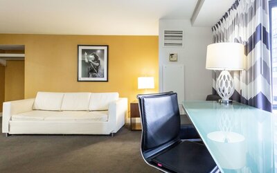 Comfort Inn & Suites Baltimore Inner Harbor