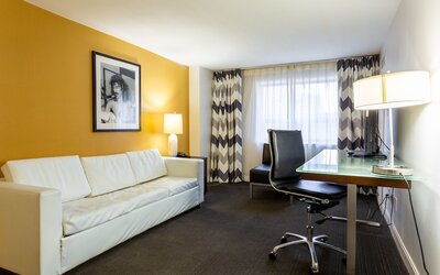 Comfort Inn & Suites Baltimore Inner Harbor