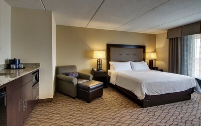 Holiday Inn Express Baltimore-BWI Airport West by IHG