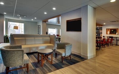 Holiday Inn Express Baltimore-BWI Airport West by IHG