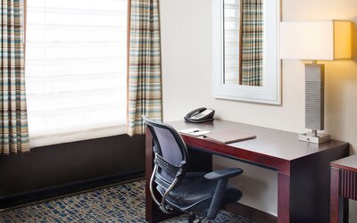 DoubleTree Hotel Baltimore - BWI Airport