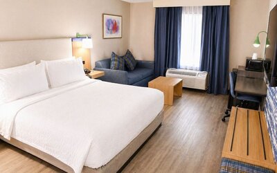 Garner Hotel Glen Burnie BWI Airport Area by IHG