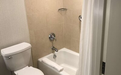 DoubleTree by Hilton Baltimore North - Pikesville