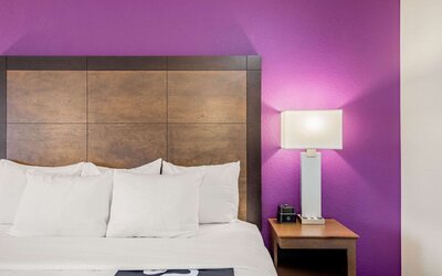 La Quinta Inn & Suites by Wyndham Baltimore BWI Airport
