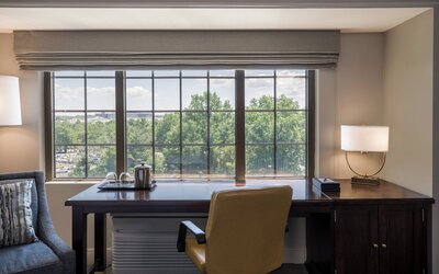 Sheraton Baltimore Washington Airport Hotel - BWI