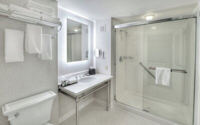 Sheraton Baltimore Washington Airport Hotel - BWI