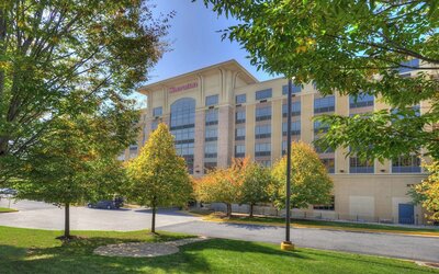 Sheraton Baltimore Washington Airport Hotel - BWI