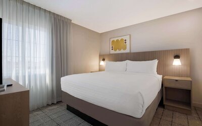 Sonesta Simply Suites Baltimore BWI Airport
