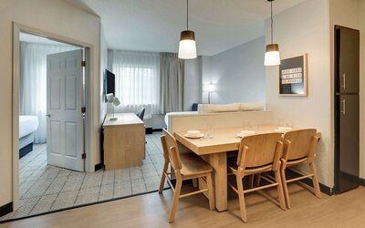 Sonesta Simply Suites Baltimore BWI Airport