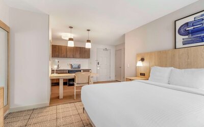 Sonesta Simply Suites Baltimore BWI Airport