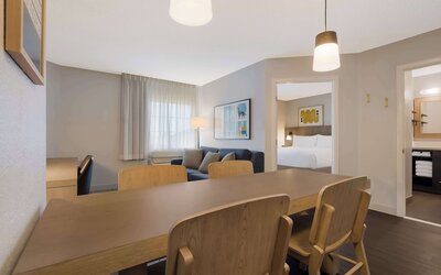 Sonesta Simply Suites Baltimore BWI Airport