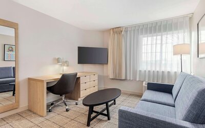 Sonesta Simply Suites Baltimore BWI Airport