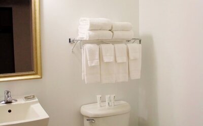Country Inn & Suites by Radisson, BWI Airport (Baltimore), MD