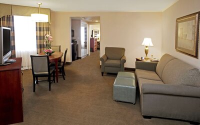 Embassy Suites by Hilton Baltimore at BWI Airport