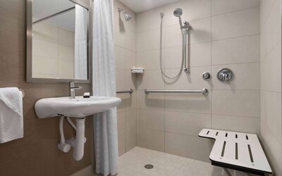 Embassy Suites by Hilton Baltimore at BWI Airport