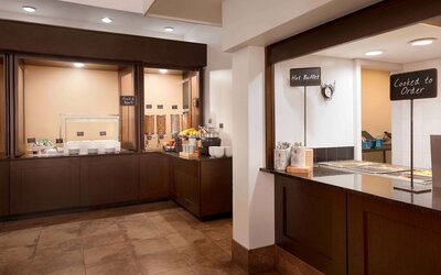 Embassy Suites by Hilton Baltimore at BWI Airport