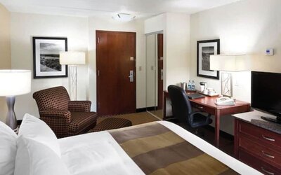 Radisson Hotel Bismarck