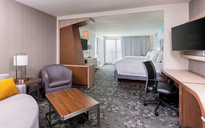 Courtyard by Marriott Bismarck North