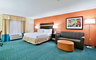 Holiday Inn Bismarck by IHG