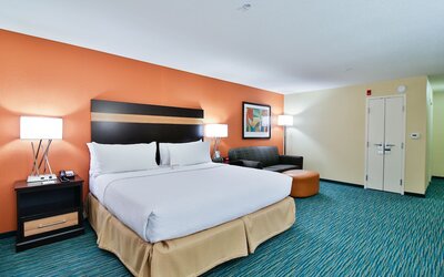Holiday Inn Bismarck by IHG