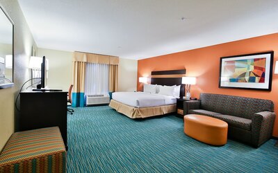 Holiday Inn Bismarck by IHG