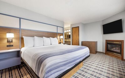 AmericInn by Wyndham Bismarck