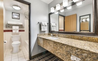AmericInn by Wyndham Bismarck