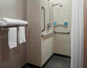 Aloft by Marriott Buffalo Airport